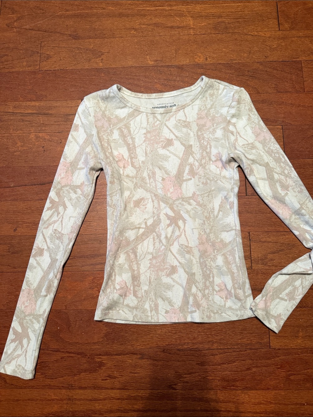 Aeropostale Women's Long Sleeve Crew Top in Light Pink and Cream Floral
